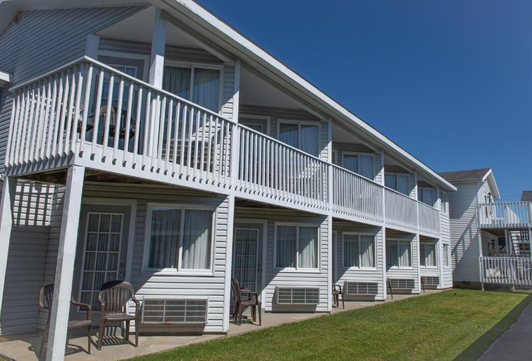 Others 5, Atlantic Coast Inn, Sussex