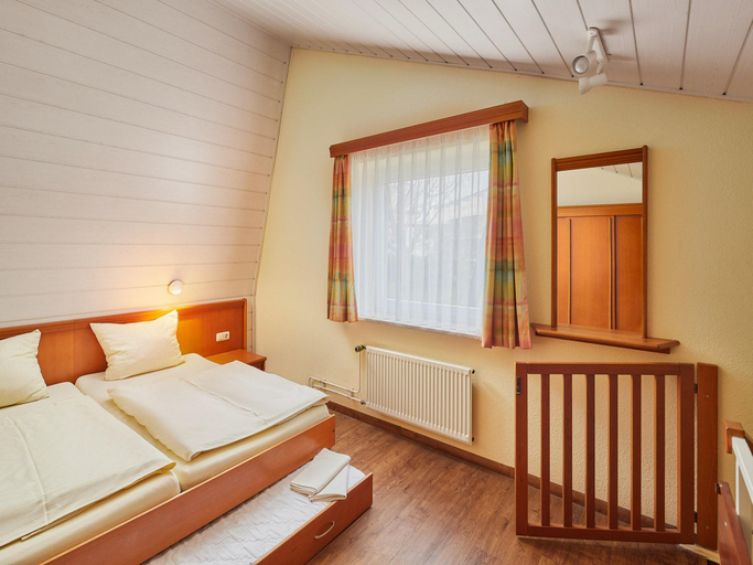 Bedroom, Ferien- und Freizeitpark Weissenhauser Strand, Ostholstein