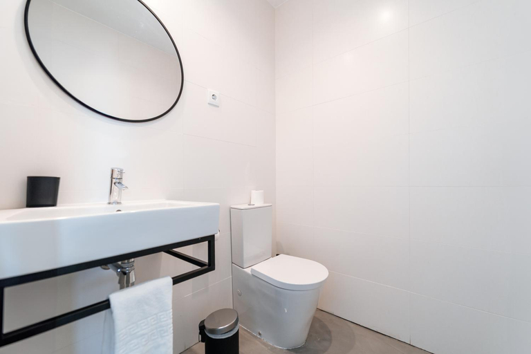 Bathroom 4, Marinhas Bed & Breakfast, Esposende