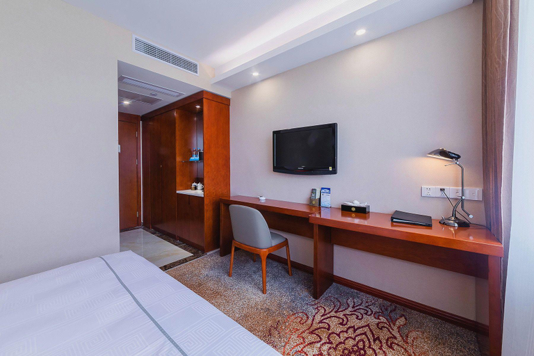 Bedroom 2, Wanyuan International Hotel, Anqing