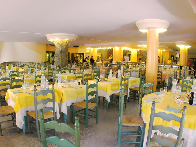 Food & Drinks 5, Club Hotel Torre Moresca, Nuoro