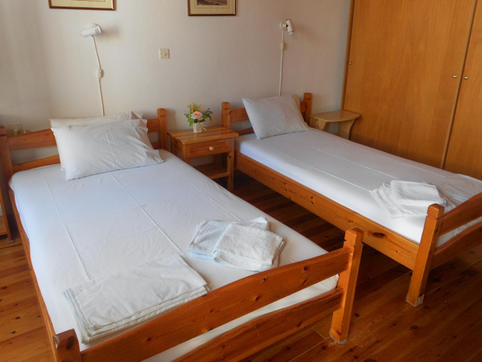 Bedroom 5, Aggela Guesthouse, Thessaly