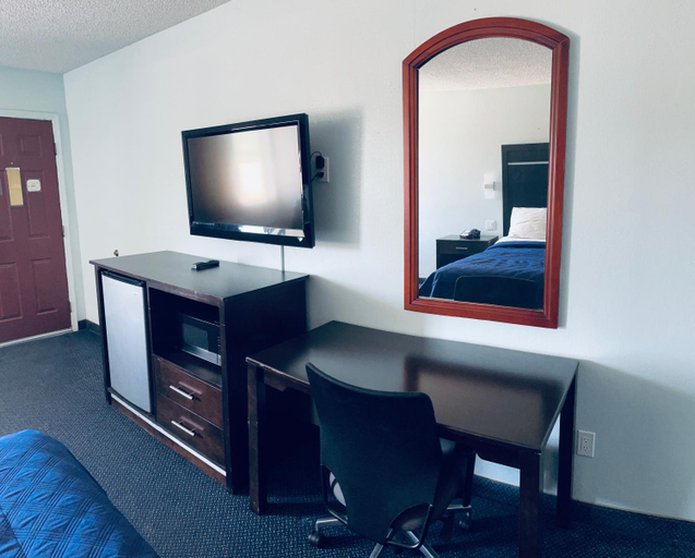 Others 5, Executive Inn, Muskogee