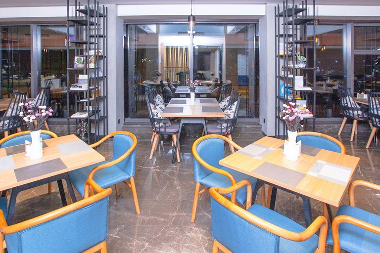 Food & Drinks 4, Atour Hotel Qinhuangdao Railway Station Yingbin Road, Qinhuangdao