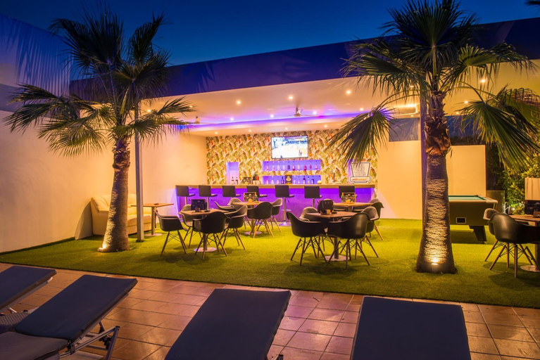 Food & Drinks, Primavera Beach Hotel Studios & Apartments, Crete