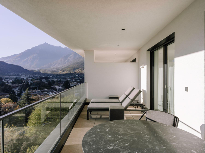 Others 4, The Hills, Bolzano