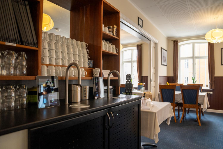 Others 4, Hotel Rode-Kro, Aabenraa