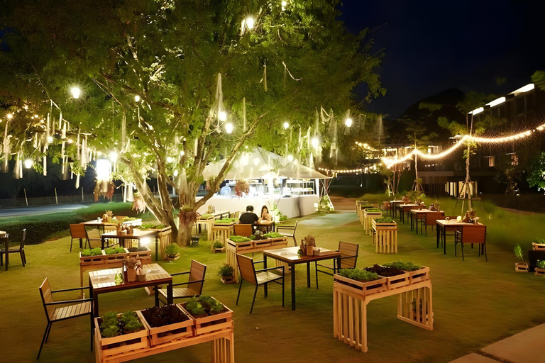 Food & Drinks 5, The Valley Khao Yai, Pak Chong