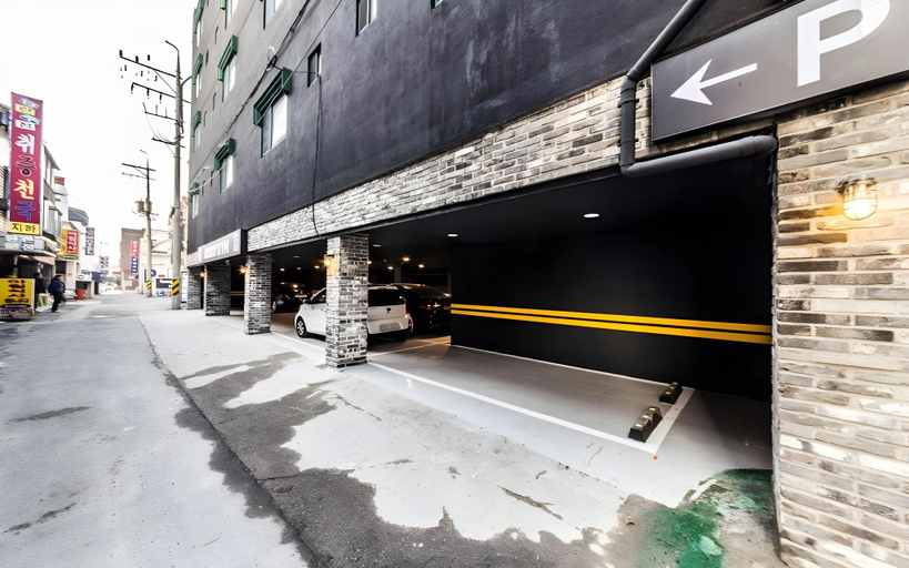 Others 5, Hotel XYM, Goyang
