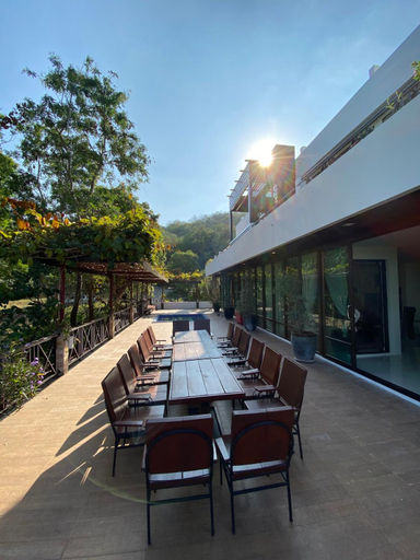 Food & Drinks 5, The Belmont Khao Yai Private Mansion, Pak Chong