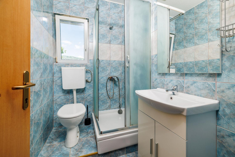 Bathroom 3, Apartments Tajci, Crikvenica