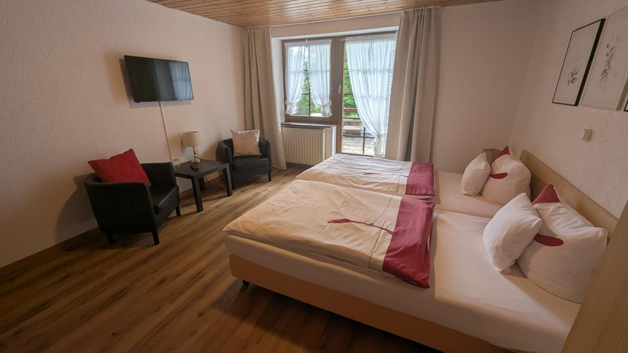Bedroom 2, Gasthof Kussaburg, Waldshut