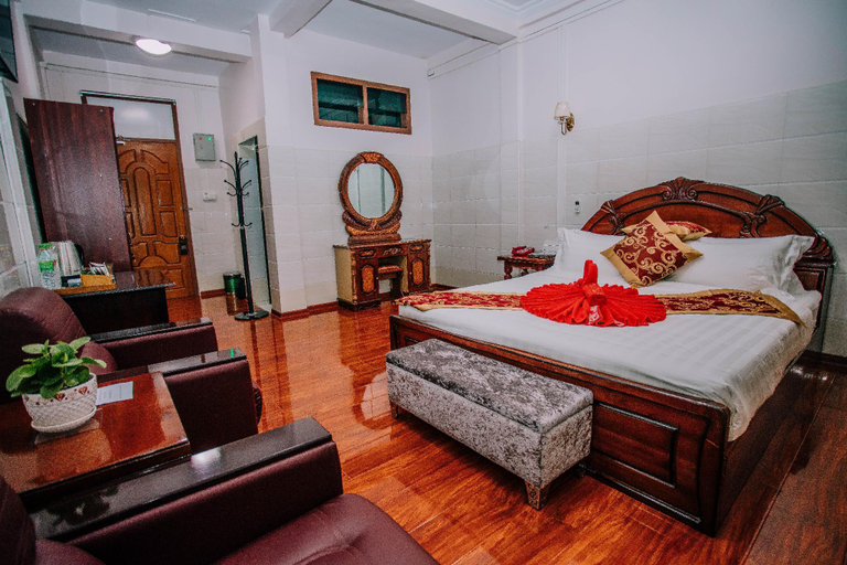 Others 3, Amber Palace Hotel, Myitkyina