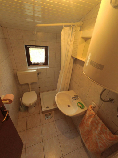 Bathroom 3, Novalja Apartments, Novalja