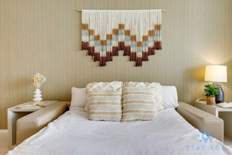 Bedroom 3, Insane Ocean View Balcony| Beachfront Resort+ Pool, Broward