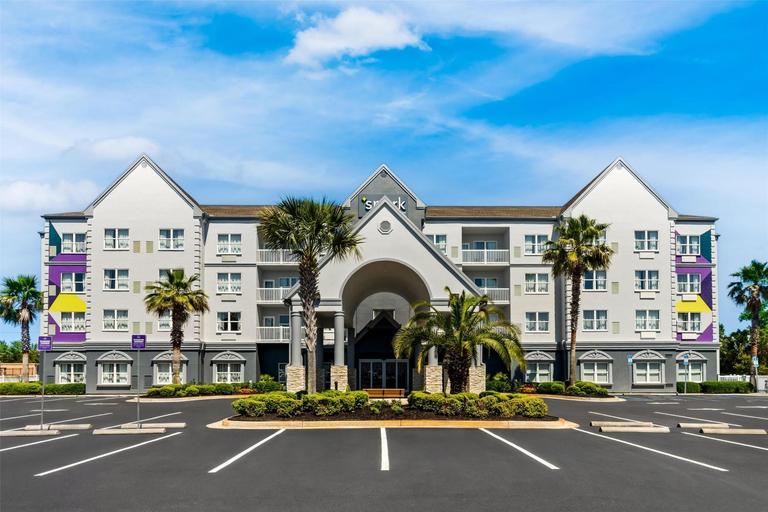Exterior & Views 2, Spark by Hilton Panama City Beach, Bay