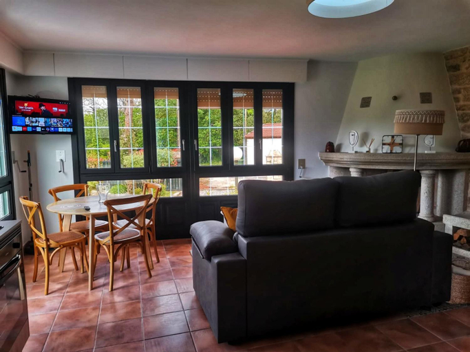 2, Casinas A Granxa, A Coruña