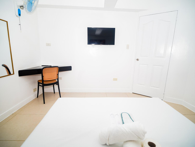 Bedroom 2, Boracay Joint Hotel, Malay