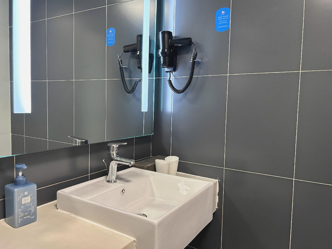 Bathroom 3, Hanting Hotel Xinxiang Pingyuan Road, Xinxiang