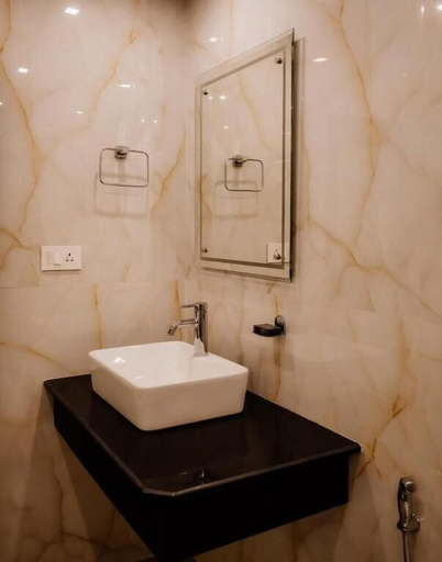 Bathroom 4, KRISHNA BEACH RESORT, South Goa