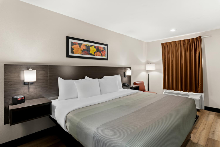 Bedroom 3, Quality Inn & Suites, Desha
