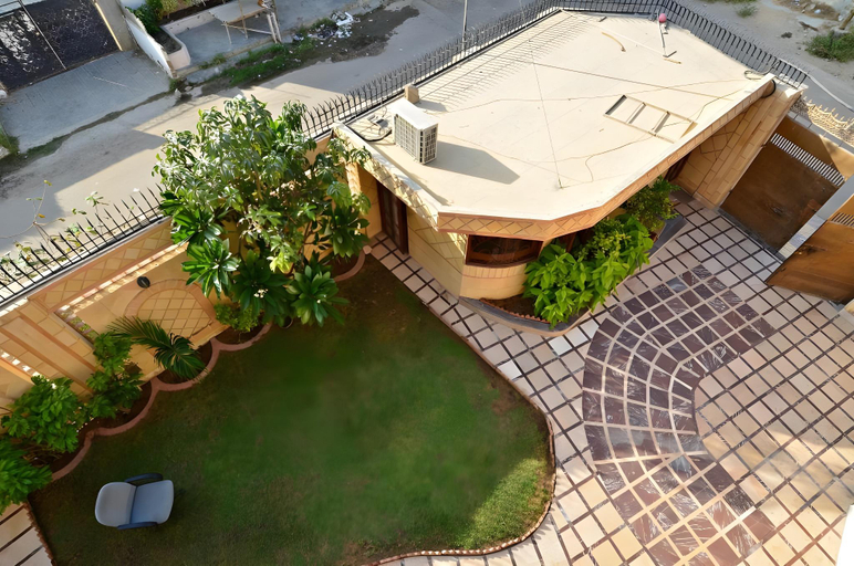 Others 5, Hotel Blue Sky Karachi, Karachi
