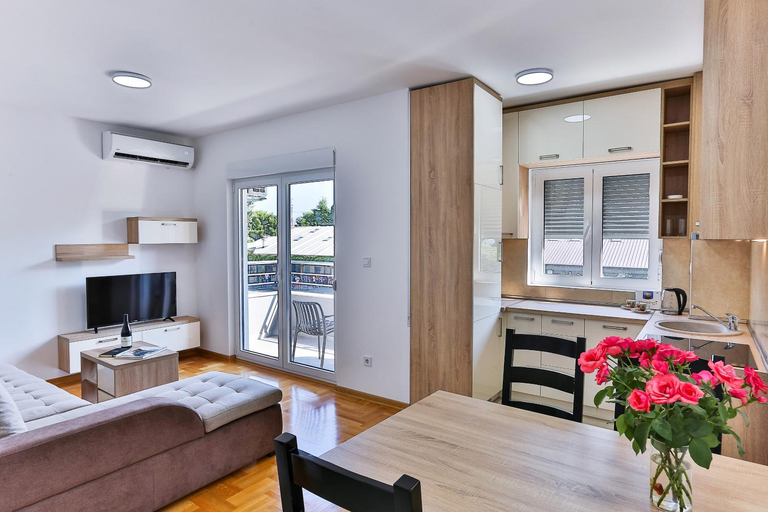 Others 5, Montesun Dario Apartments