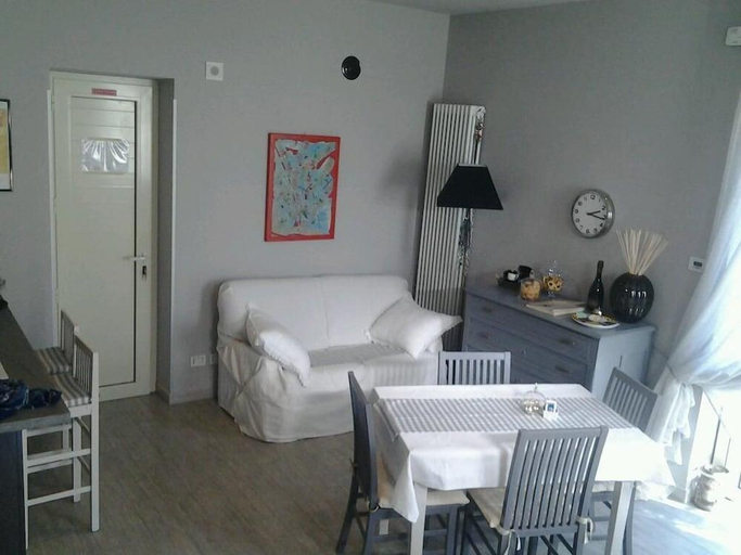 Bedroom 2, Bed & Breakfast Cascina Beatrice, Cuneo
