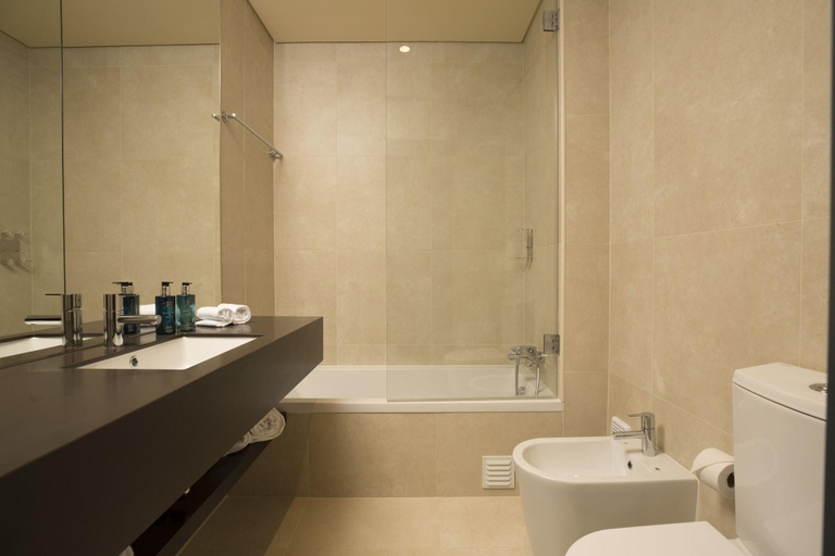 Bathroom 4, The Prime Energize, Vila Real de Santo António