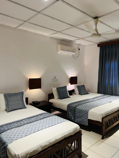Bedroom 3, Hotel Sunflower, Katharagama