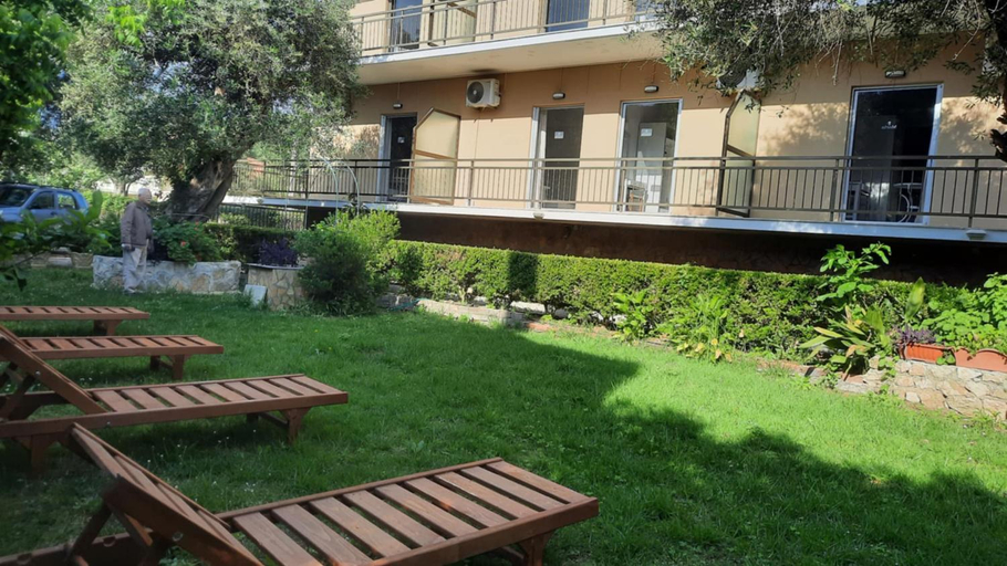 Garden 4, MARIA APARTMENTS, Ionian Islands