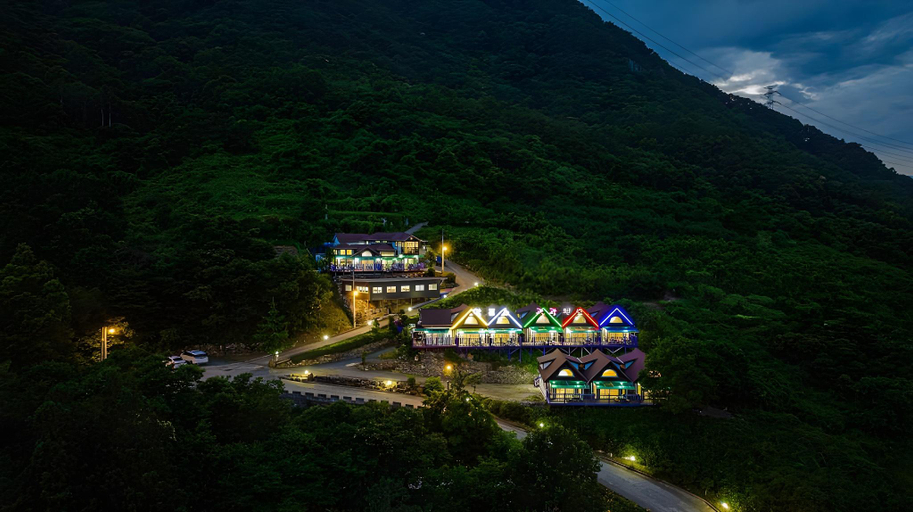 Exterior & Views, Alps Gwan Gwang Pension, Miryang