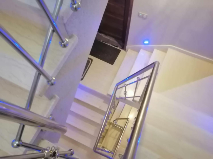 Others 3, Malak House, Agadir-Ida ou Tanane