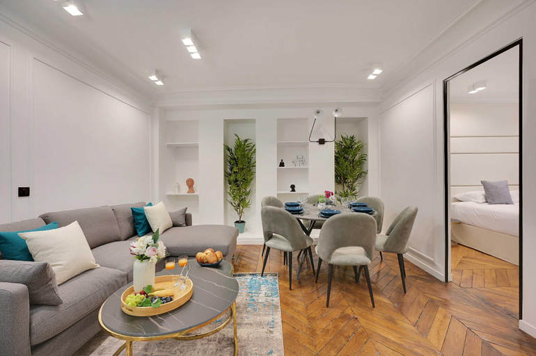 Others 2, Magnificent apartment - 2BR/6P - Gare Saint-Lazare, Paris
