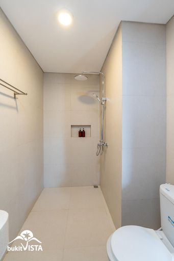Bathroom 1, Kubu Mesari Homestay by Bukit Vista, Badung