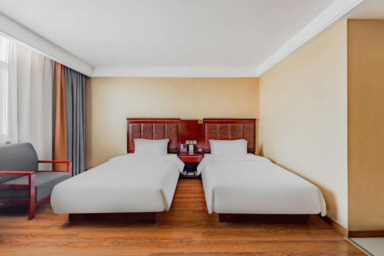 Bedroom 2, Tongling Maoshang Hotel, Tongling