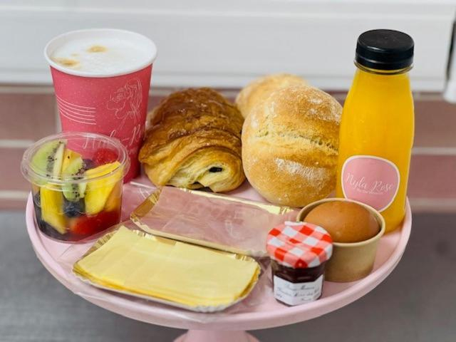 Food & Drinks 5, Sleep & Go Brussels South, Vlaams Brabant