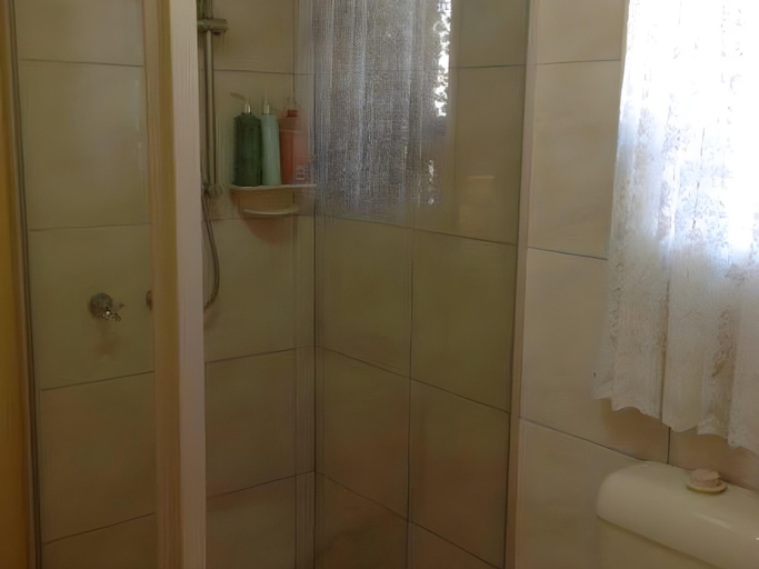 Bathroom 5, Kyabram Motor Inn, Campaspe - Kyabram