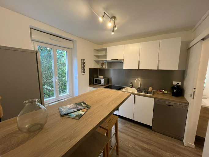 Others 5, L'escale Niortaise - Centre-ville - 10mn Gare - WIFI - Netflix, Deux-Sèvres