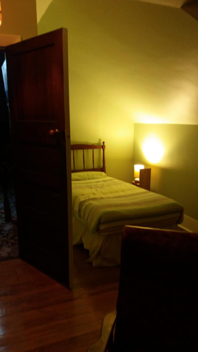 Bedroom 2, Chimneys B&B, Waitaki