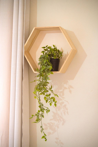Others 2, Katherine's apartment, Ionian Islands