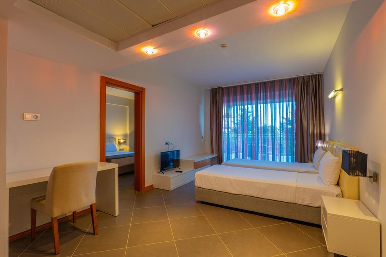 Bedroom 4, Karya Family Resort – All inclusive, Menderes