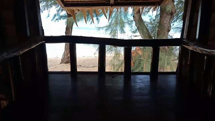 Others 5, Sunrise Chalet, Marang