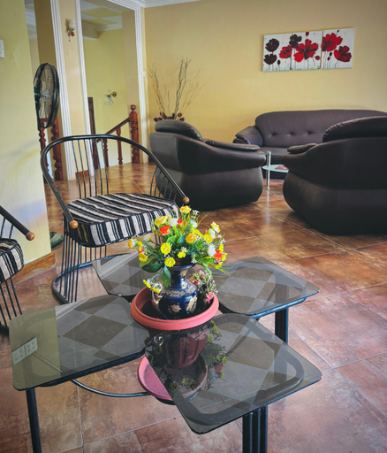 Others 4, Mahaweli View Bungalow, Kundasale