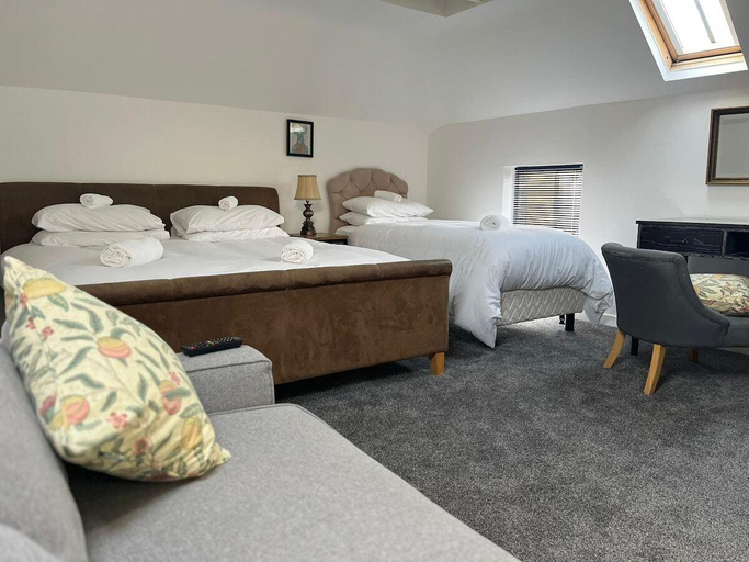 Bedroom 5, Red Lion, Dorset