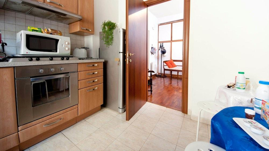 Others 5, B&B 2 Passi Da, Rome