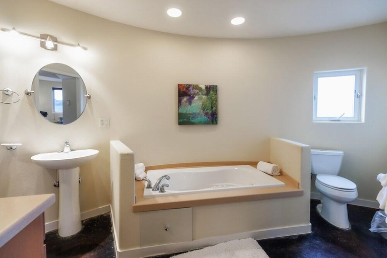 Bathroom 3, Abbey Road Farm, Yamhill