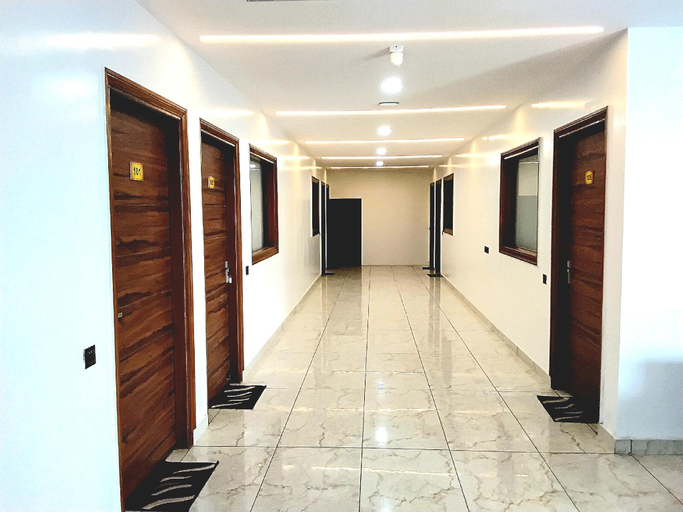 Lobby 4, Hotel Sky Heights, Sonipat