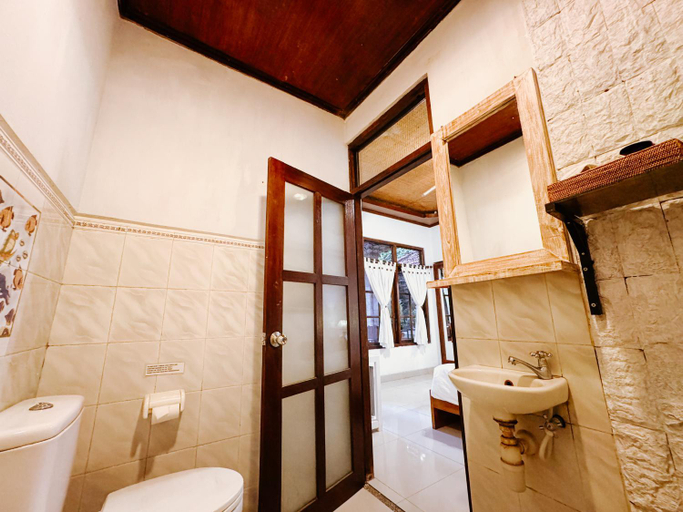 Bathroom 4, Amed Cafe & Hotel Kebun Wayan, Karangasem