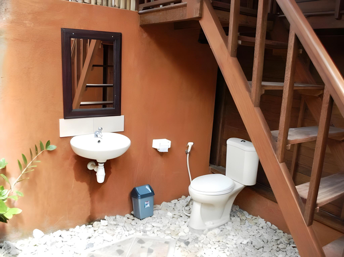 Bathroom 3, Lotus Garden Huts, Klungkung